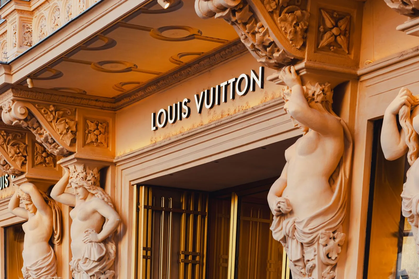 How to Shop Luxury Consignment with Confidence